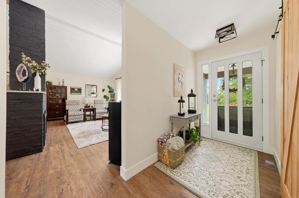 23541 24 AVENUE, Langley BC V2Z 3A2, Langley BC — Residential for Sale - Photo 2