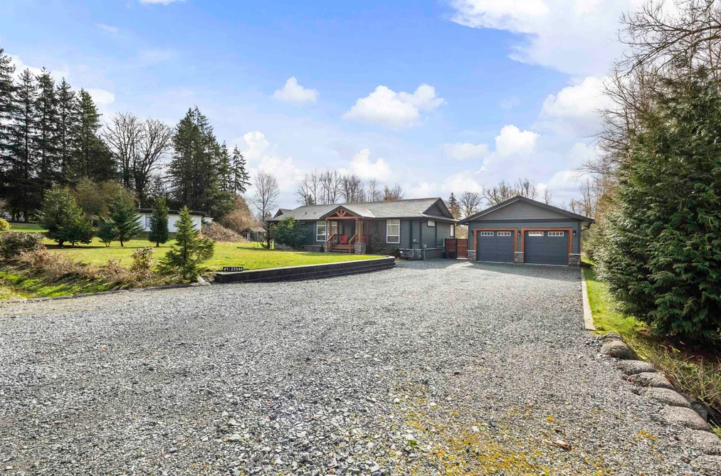 23544 20 AVENUE, Langley BC V2Z 2Z7, Langley BC — Residential for Sale - Photo 2
