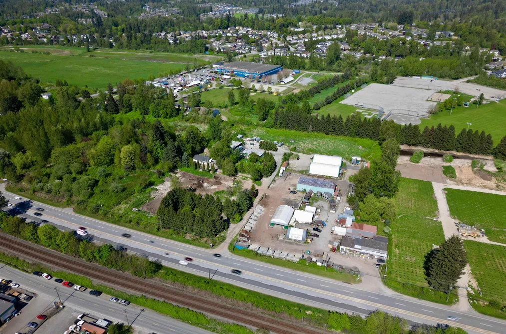 23549 LOUGHEED HIGHWAY, Maple Ridge BC V2W 1B8, Maple Ridge BC — Residential for Sale - Photo 6