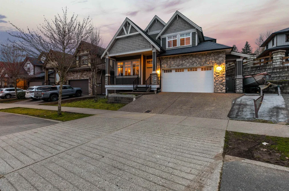 House for sale at 2355 Merlot Boulevard Abbotsford British Columbia - MLS: R3103620