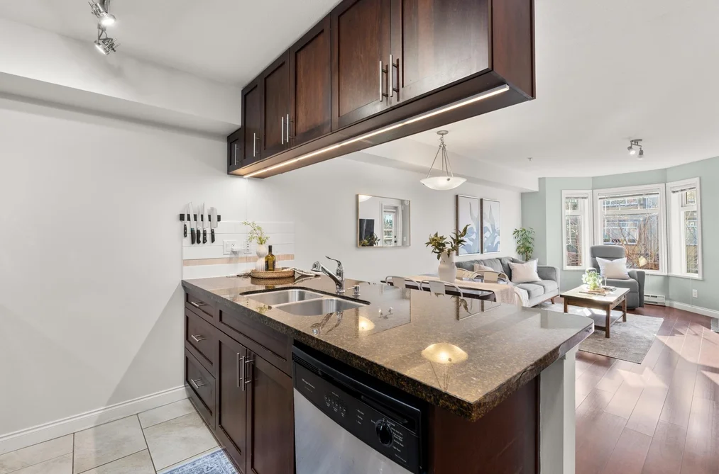 236 5660 201A STREET, Langley BC V3A 0B4, Langley BC — Residential for Sale - Photo 2