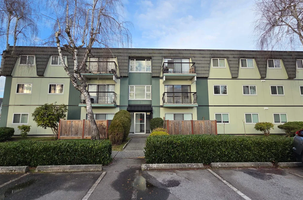 Condo for sale at 236 8091 Ryan Road Richmond British Columbia - MLS: R3088473