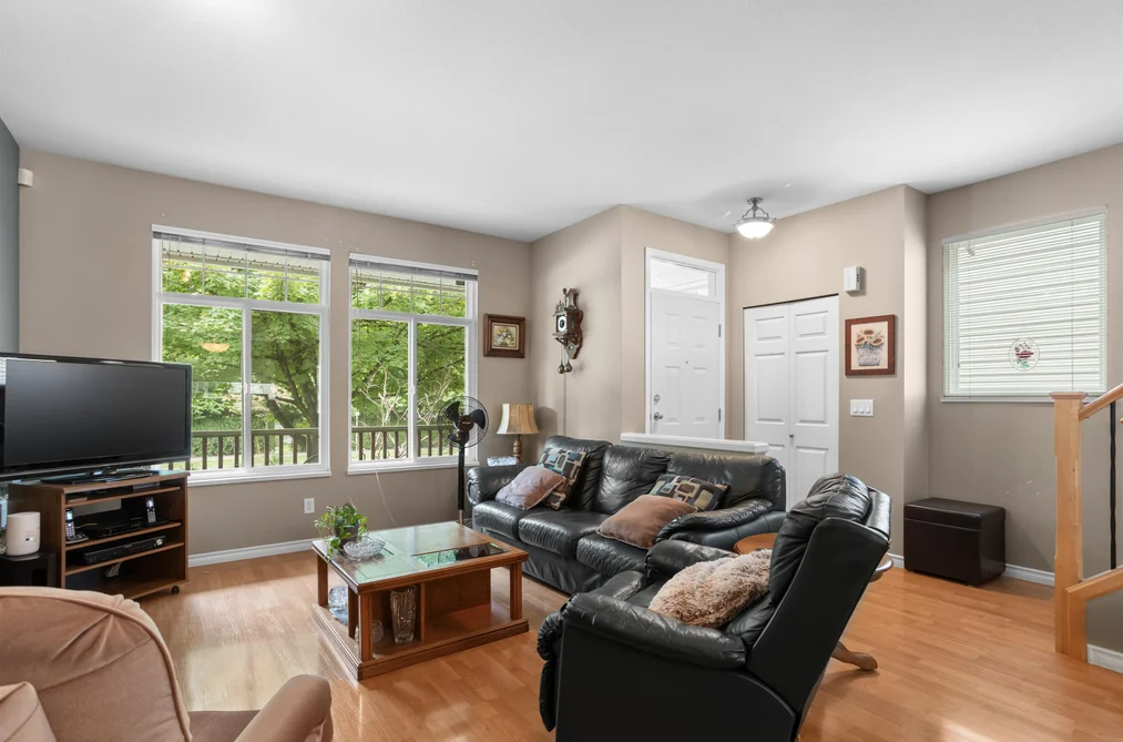 23635 DEWDNEY TRUNK ROAD, Maple Ridge BC V4R 2W9, Maple Ridge BC — Residential for Sale - Photo 3