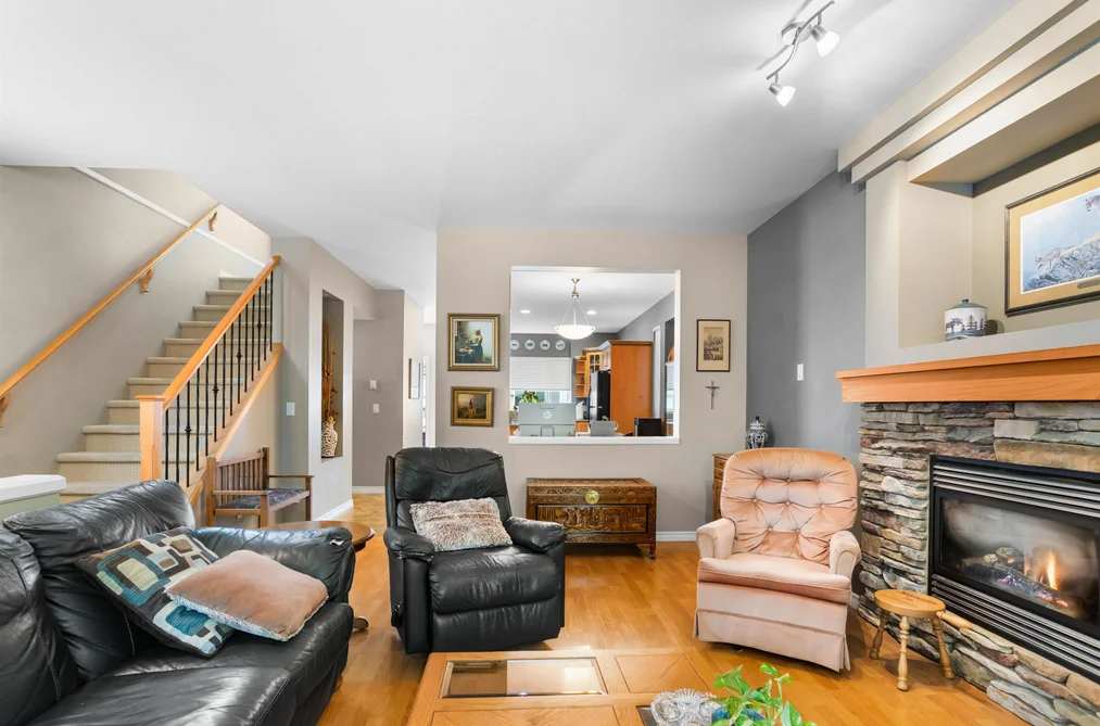 23635 DEWDNEY TRUNK ROAD, Maple Ridge BC V4R 2W9, Maple Ridge BC — Residential for Sale - Photo 4