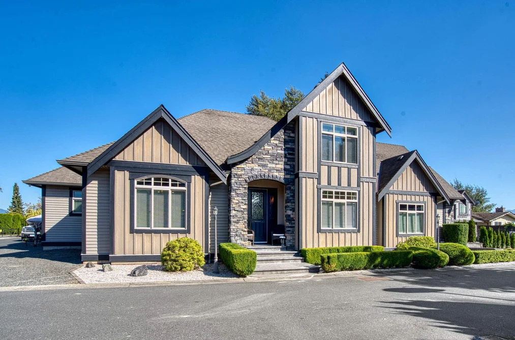House for sale at 2368 Bedford Place Abbotsford British Columbia - MLS: R3165276