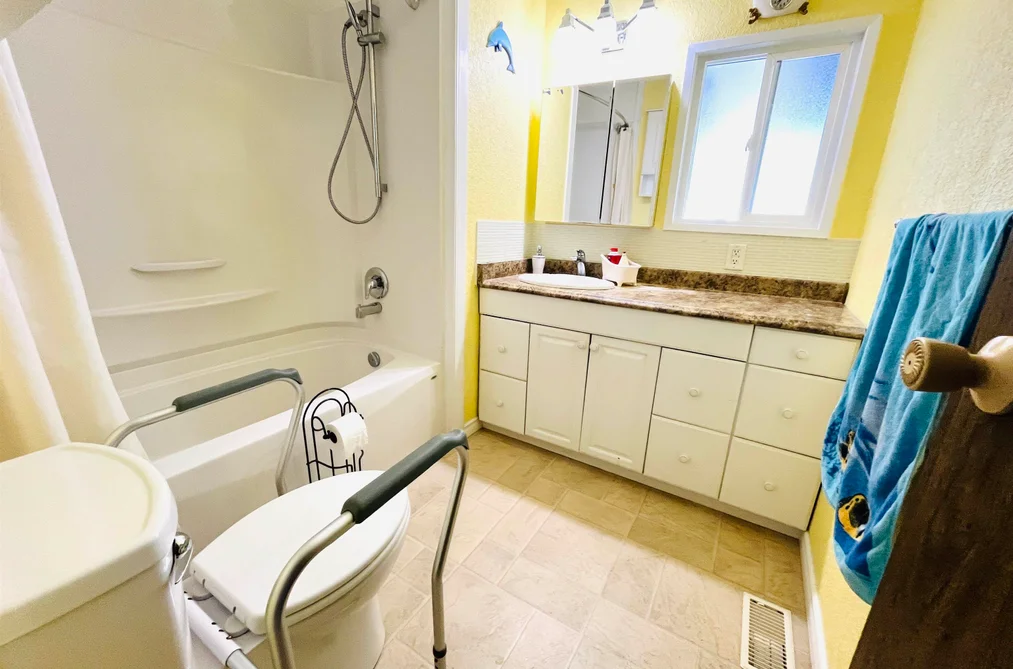 237 27111 0 AVENUE, Langley BC V4W 2S9, Langley BC — Residential for Sale — Photo 12 of 27