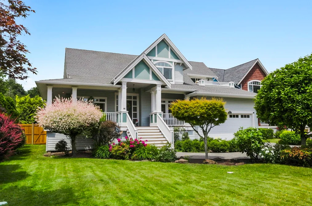 House for sale at 237 Balsam Avenue Harrison Hot Springs British Columbia - MLS: R3133452