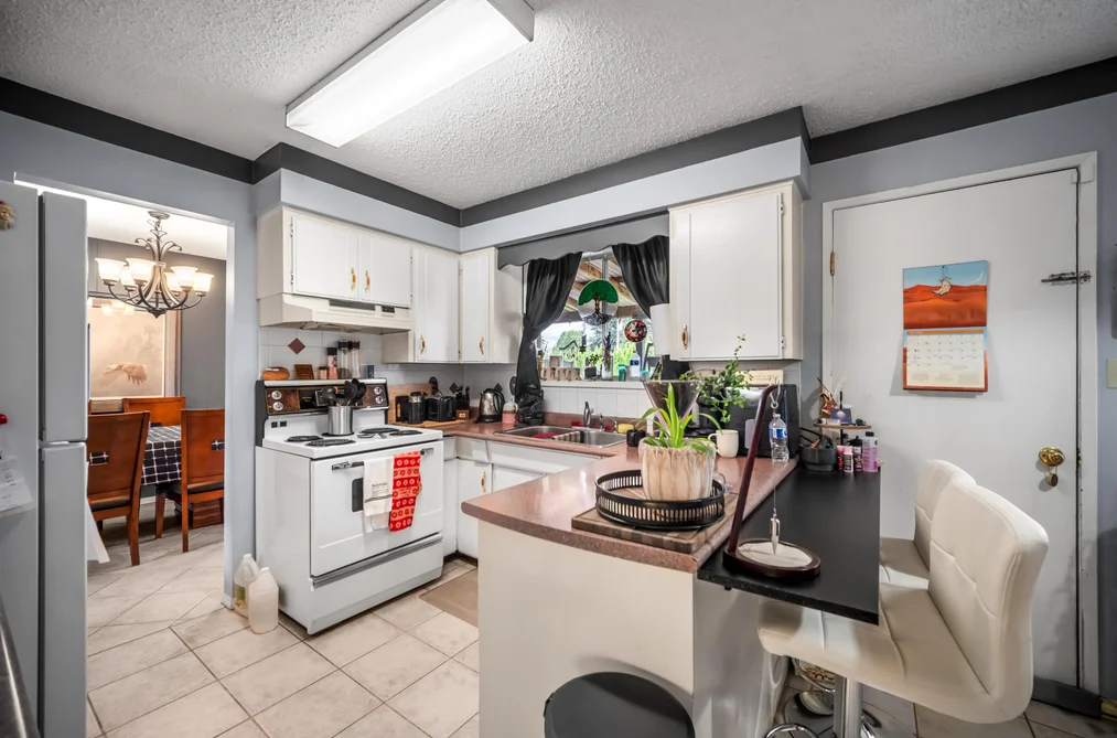 2371 BEAVER STREET, Abbotsford BC V2T 3C9, Abbotsford BC — Residential for Sale — Photo 10 of 40