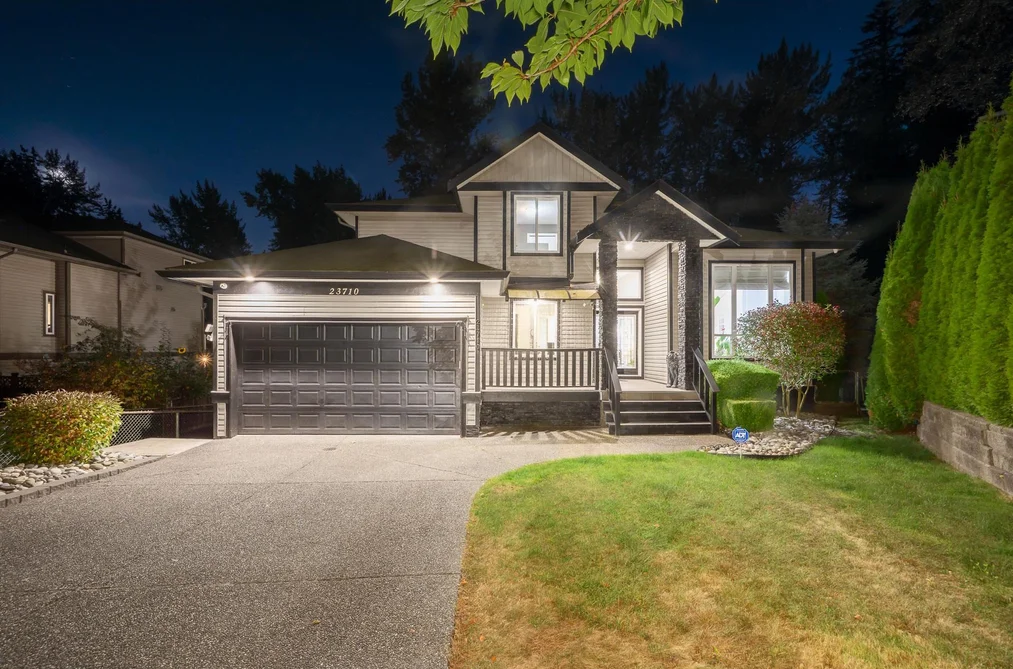 House for sale at 23710 110 Avenue Maple Ridge British Columbia - MLS: R3168910