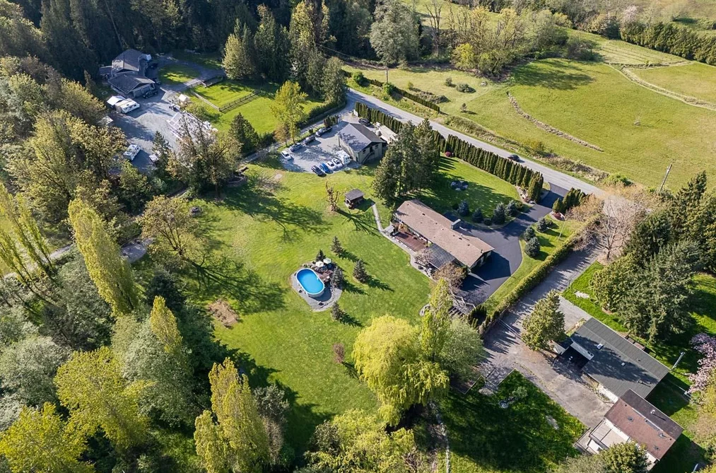 House for sale at 23742 68 Avenue Langley British Columbia - MLS: R3144622