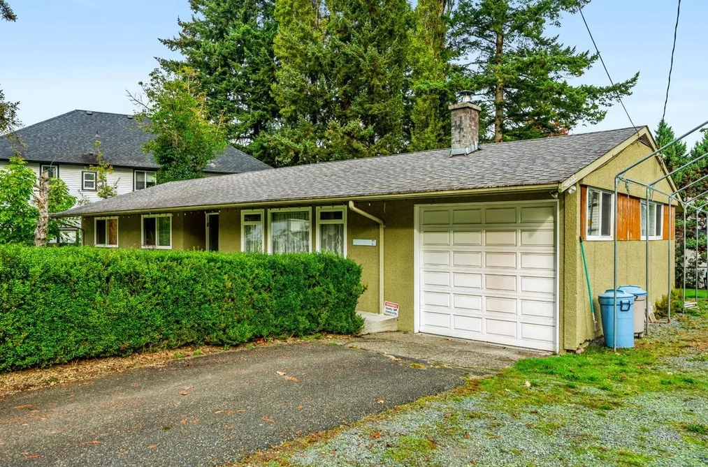 23745 40 Ave, Langley, BC - MLS: R3177317