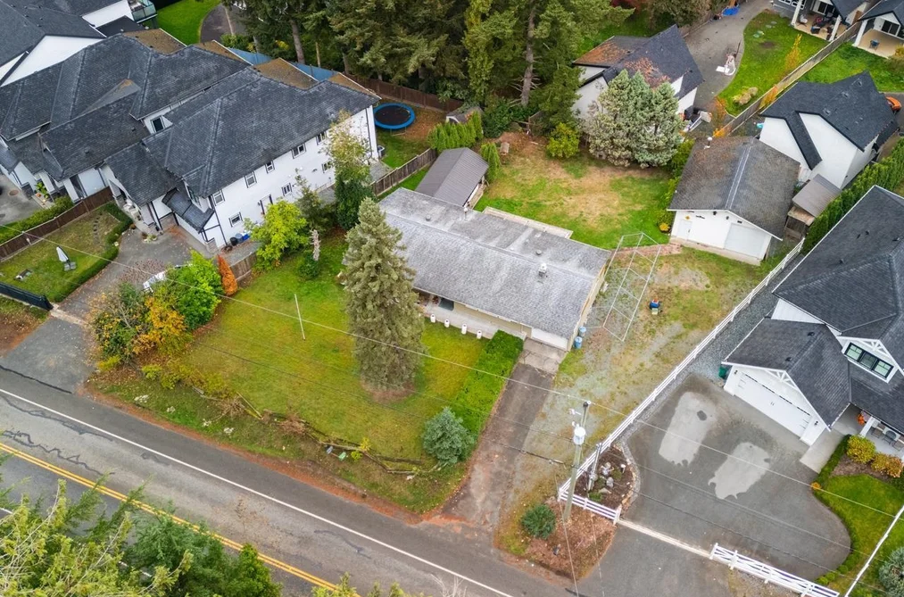 23745 40 Avenue, Langley, BC - House for Sale - Photo 35 of 40 23745 40 Avenue, Langley, BC - House for Sale - Photo 35 of 40