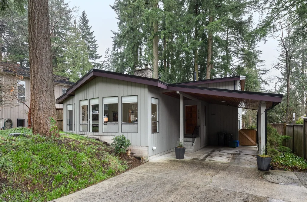 House for sale at 2376 King Albert Avenue Coquitlam British Columbia - MLS: R3117937