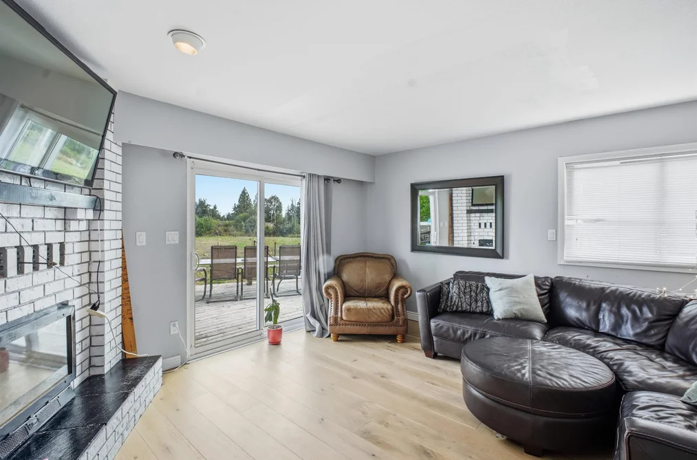 23788 72 Avenue, Langley, BC - House for Sale - Photo 11 of 28 23788 72 Avenue, Langley, BC - House for Sale - Photo 11 of 28