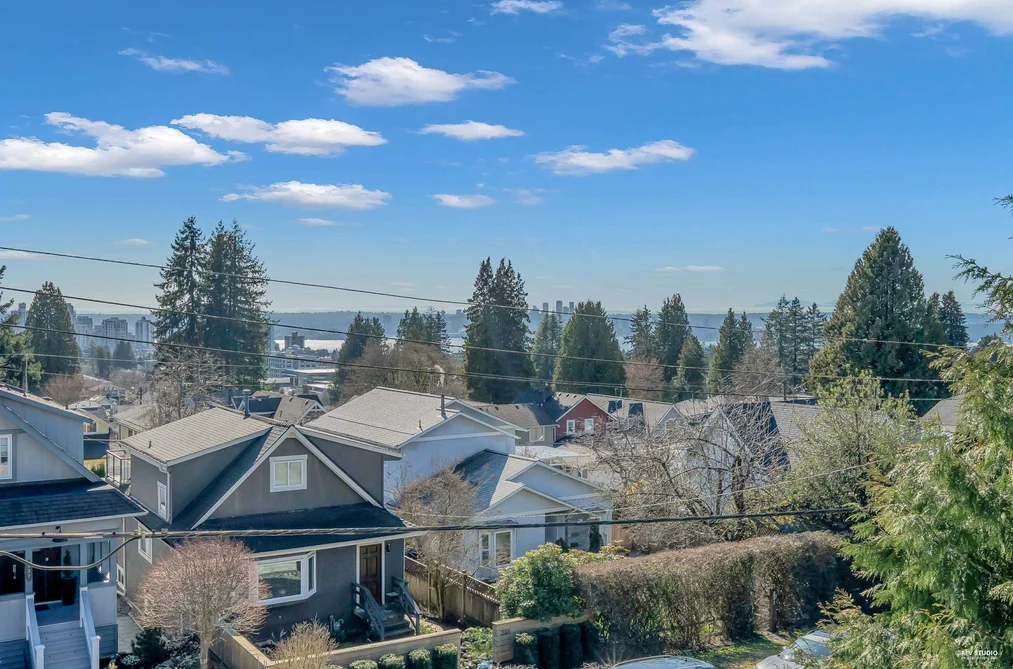 238 E 28TH STREET, North Vancouver BC V7N 1C2, North Vancouver BC — Residential for Sale - Photo 2