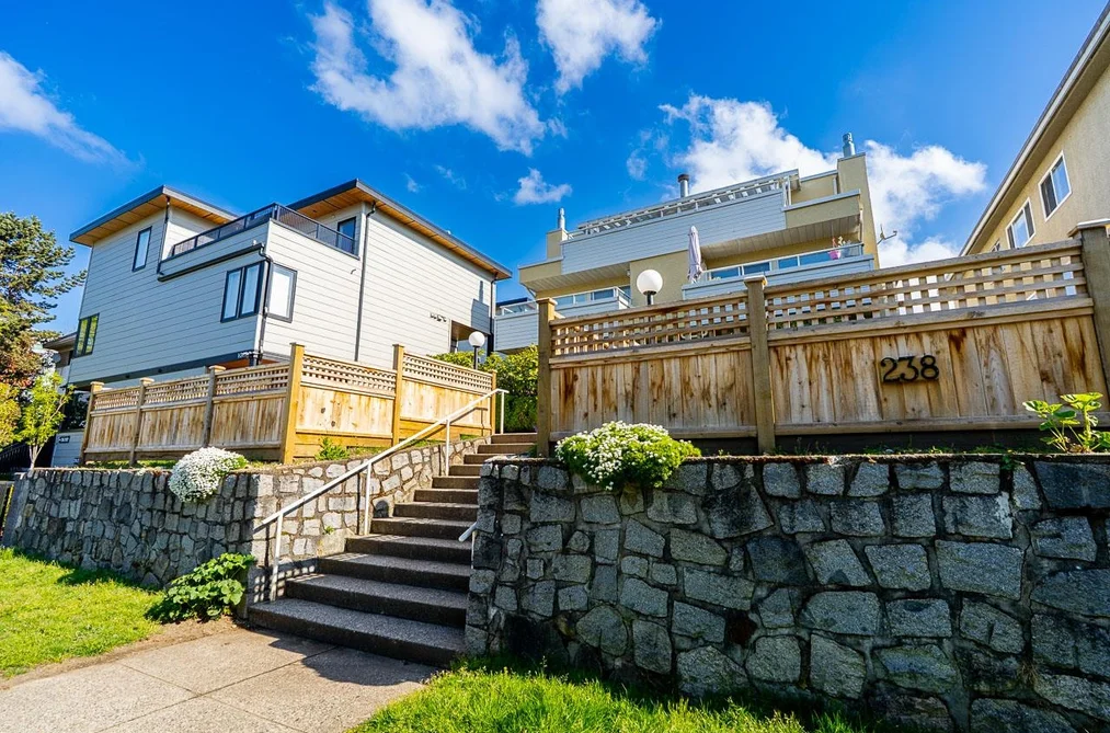 238 W 4TH STREET, North Vancouver BC V7M 1H7, North Vancouver BC — Residential Income for Sale - Photo 3