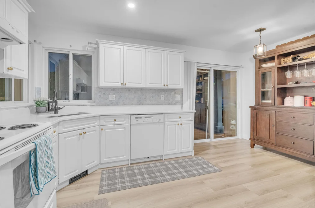23829 KANAKA WAY, Maple Ridge BC V2W 1E5, Maple Ridge BC — Residential for Sale — Photo 10 of 28