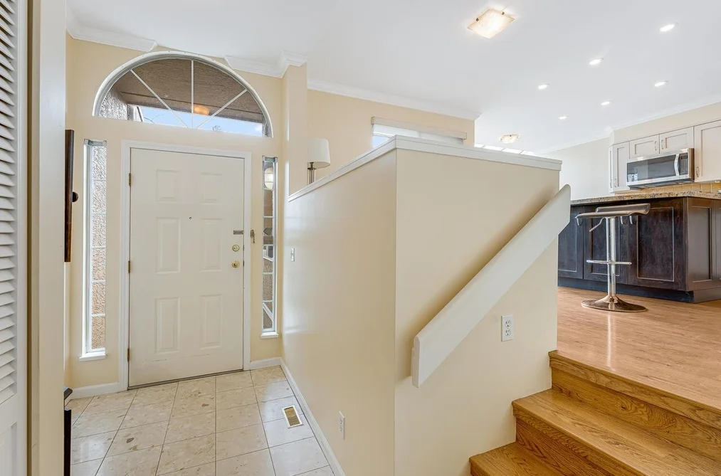 2387 QUAYSIDE COURT, Vancouver BC V5P 4W2, Vancouver BC — Residential for Sale - Photo 2