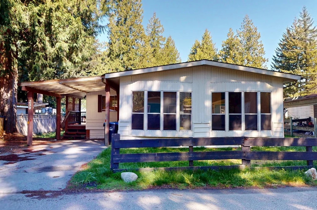 Manufactured Home for sale at 239 1830 Mamquam Road Squamish British Columbia - MLS: R3114111