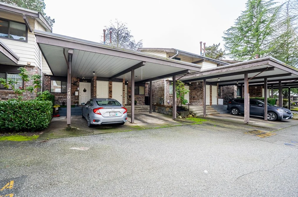 239 7447 140 STREET, Surrey BC V3W 6G5, Surrey BC — Residential for Sale - Photo 2