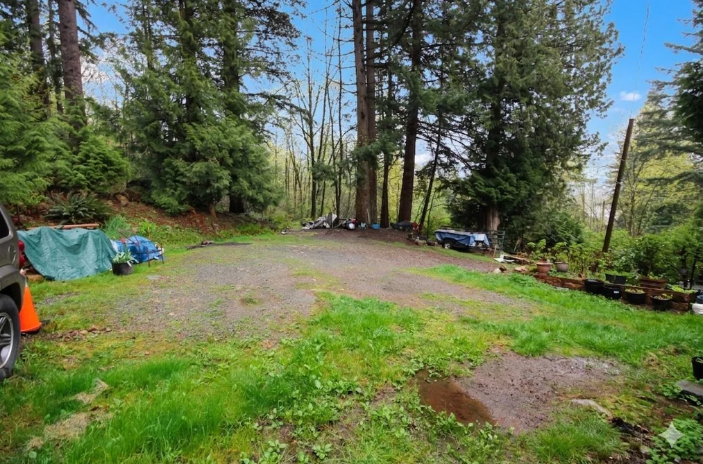 2391 LOUGHEED HIGHWAY, Agassiz BC V0M 1A1, Agassiz BC — Residential for Sale - Photo 2