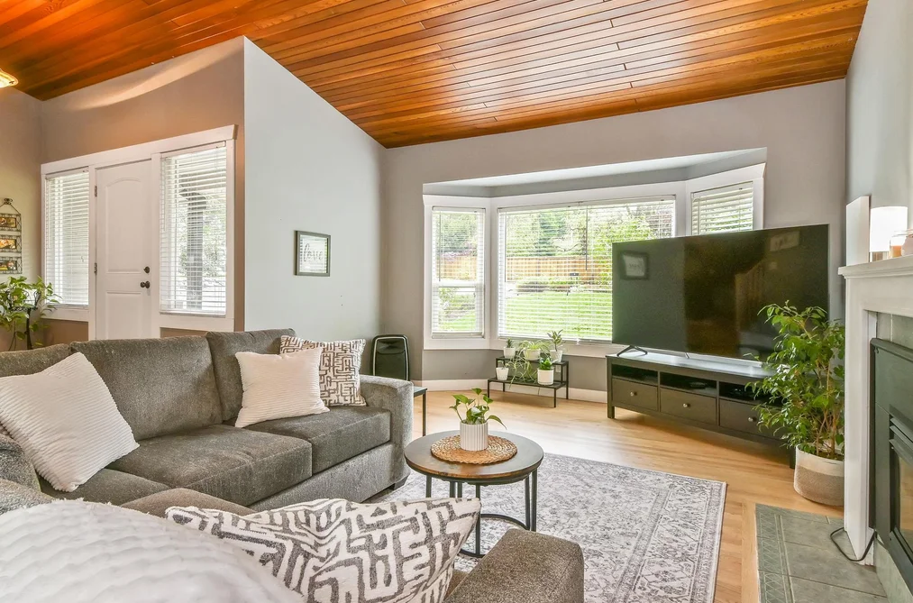 23913 58A AVENUE, Langley BC V2Z 1A5, Langley BC — Residential for Sale - Photo 2