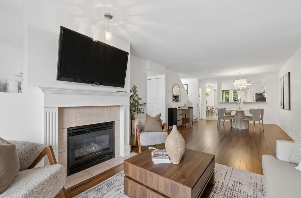 Townhouse for sale at 24 230 Tenth Street New Westminster British Columbia - MLS: R3162893