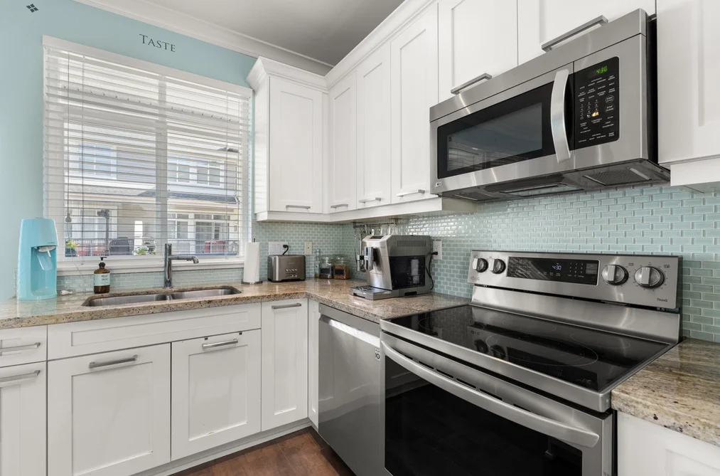 24 2925 KING GEORGE BOULEVARD, Surrey BC V4P 1B8, Surrey BC — Residential for Sale - Photo 6
