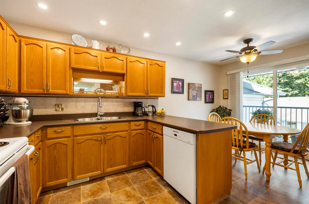 24 2988 HORN STREET, Abbotsford BC V2S 3C1, Abbotsford BC — Residential for Sale — Photo 4 of 26