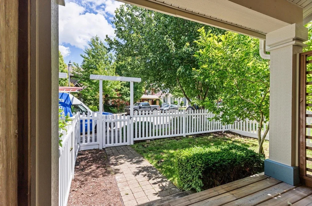 24 5851 COWICHAN STREET, Chilliwack BC V2R 0J7, Chilliwack BC — Residential for Sale — Photo 7 of 38