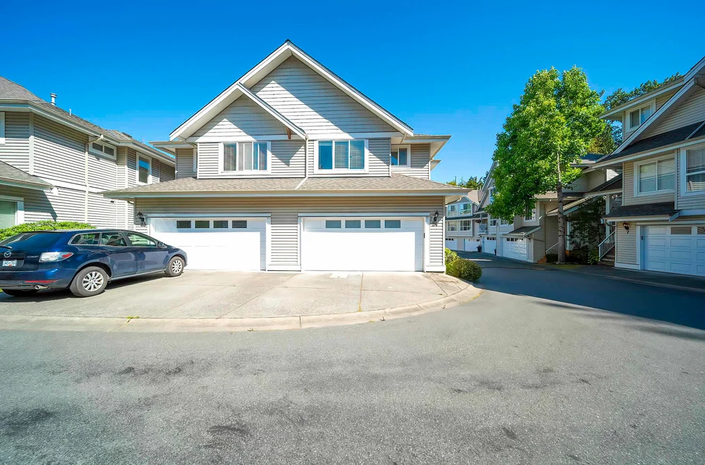 Townhouse for sale at 24 8568 209 Street Langley British Columbia - MLS: R3095171