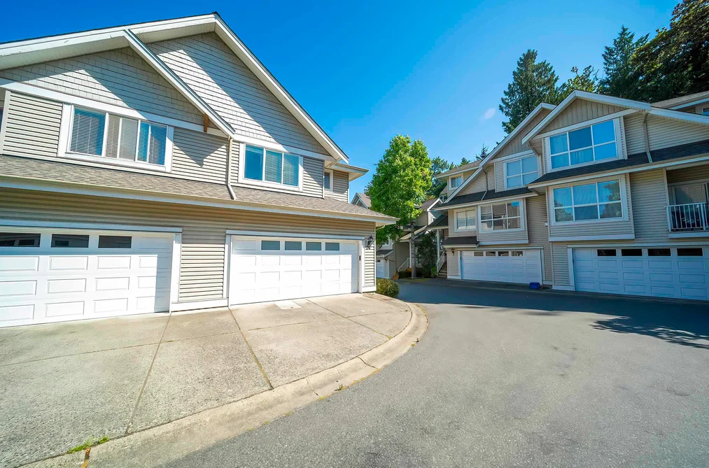 24 8568 209 STREET, Langley BC V1M 4C4, Langley BC — Residential for Sale - Photo 2