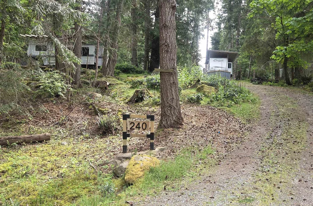 240 MARINERS WAY, Mayne Island BC V0N 2J2, Mayne Island BC — Land for Sale - Photo 2