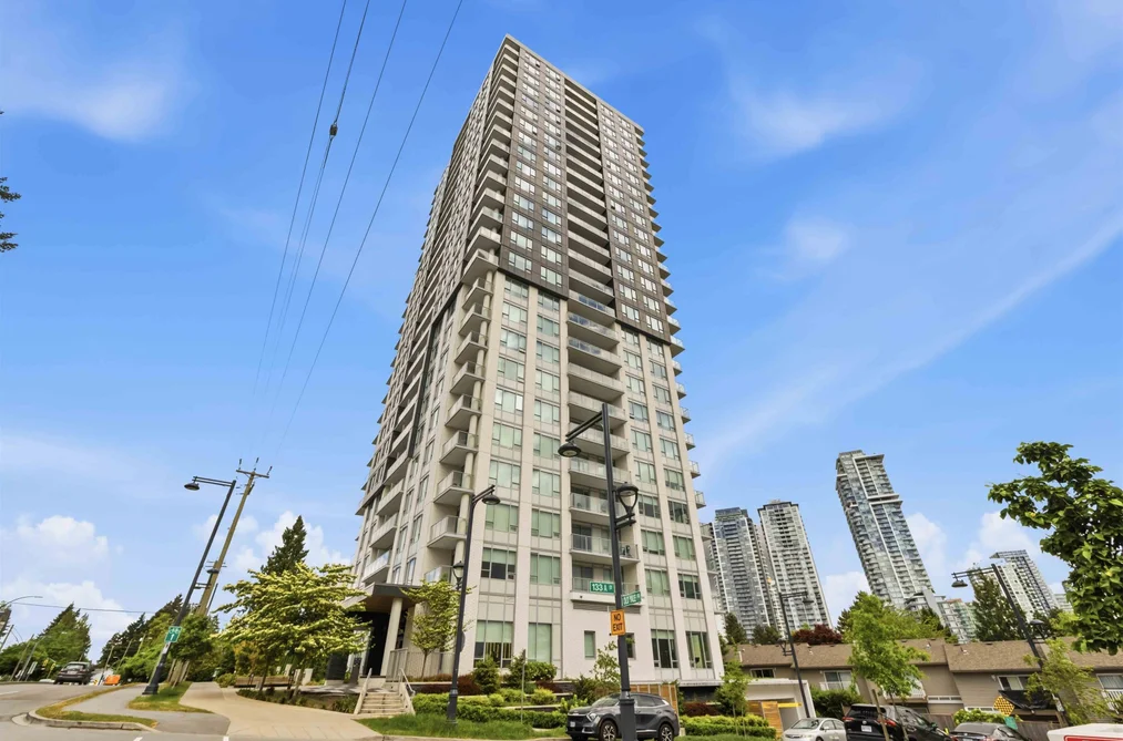 Condo for sale at 2401 13359 Old Yale Road Surrey British Columbia - MLS: R3125073