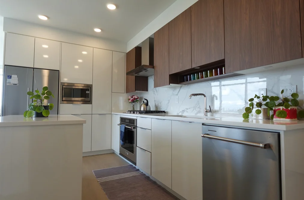 2401 7769 PARK CRESCENT, Burnaby BC V3N 0J7, Burnaby BC — Residential for Sale — Photo 11 of 38
