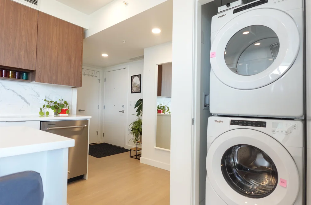 2401 7769 PARK CRESCENT, Burnaby BC V3N 0J7, Burnaby BC — Residential for Sale — Photo 13 of 38