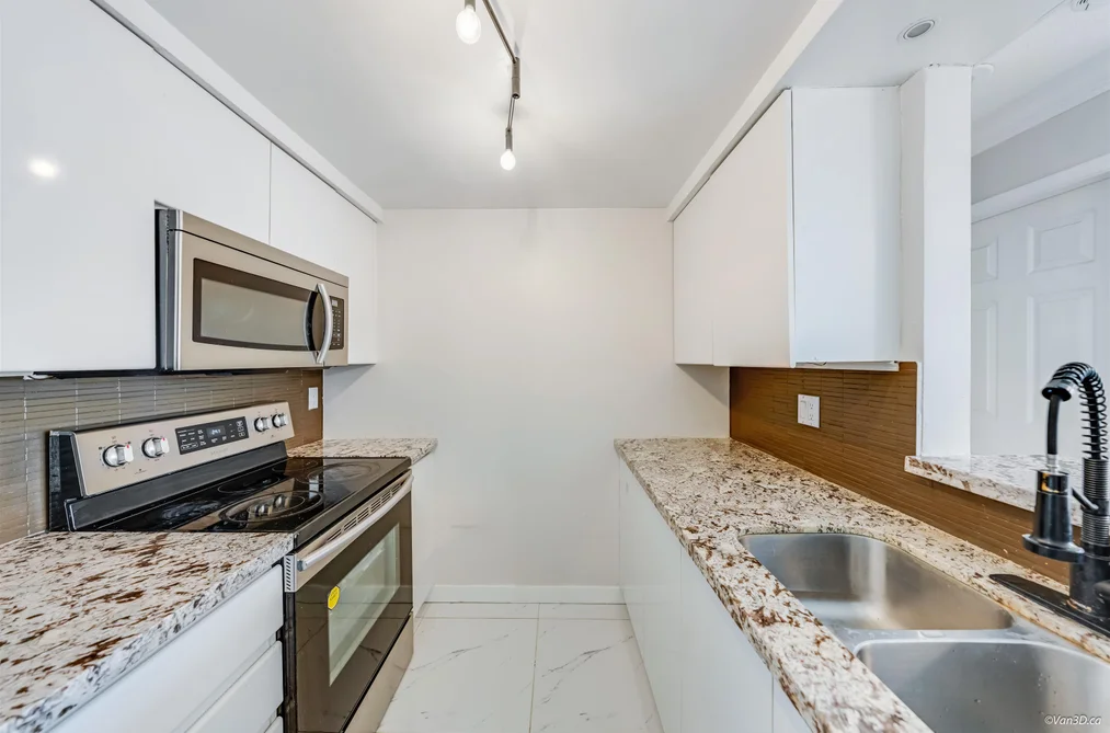 2401 9603 MANCHESTER DRIVE, Burnaby BC V3N 4Y7, Burnaby BC — Residential for Sale - Photo 2