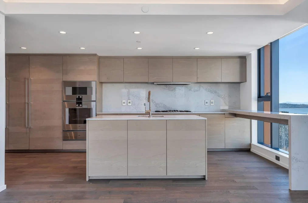 2402 1482 ROBSON STREET, Vancouver BC V6G 0E4, Vancouver BC — Residential for Sale - Photo 2