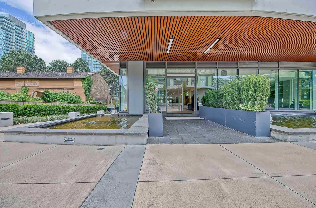 2402 8189 CAMBIE STREET, Vancouver BC V6P 0G6, Vancouver BC — Residential for Sale - Photo 2