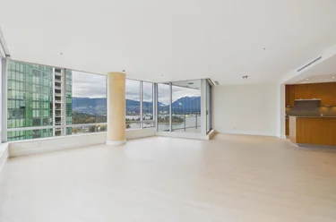1077 W Cordova St Unit 2403, Vancouver, BC - MLS: R3178705
