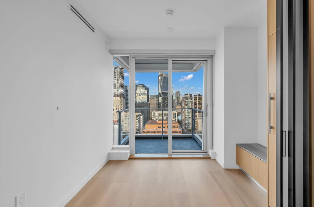 1277 Hornby St Unit 2403, Vancouver, BC - MLS: R3175057