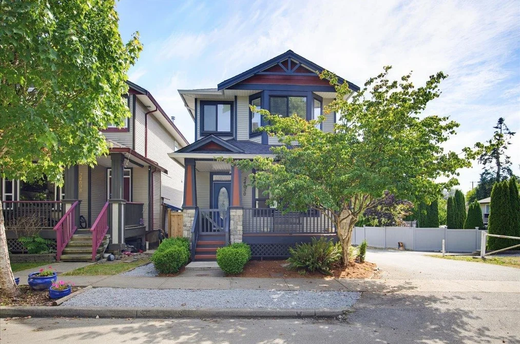 House for sale at 24030 102a Avenue Maple Ridge British Columbia - MLS: R3160283