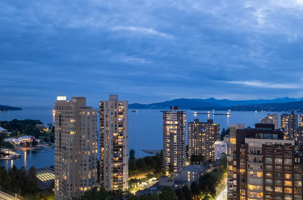 Condo for sale at 2404 889 Pacific Street Vancouver British Columbia - MLS: R3139475