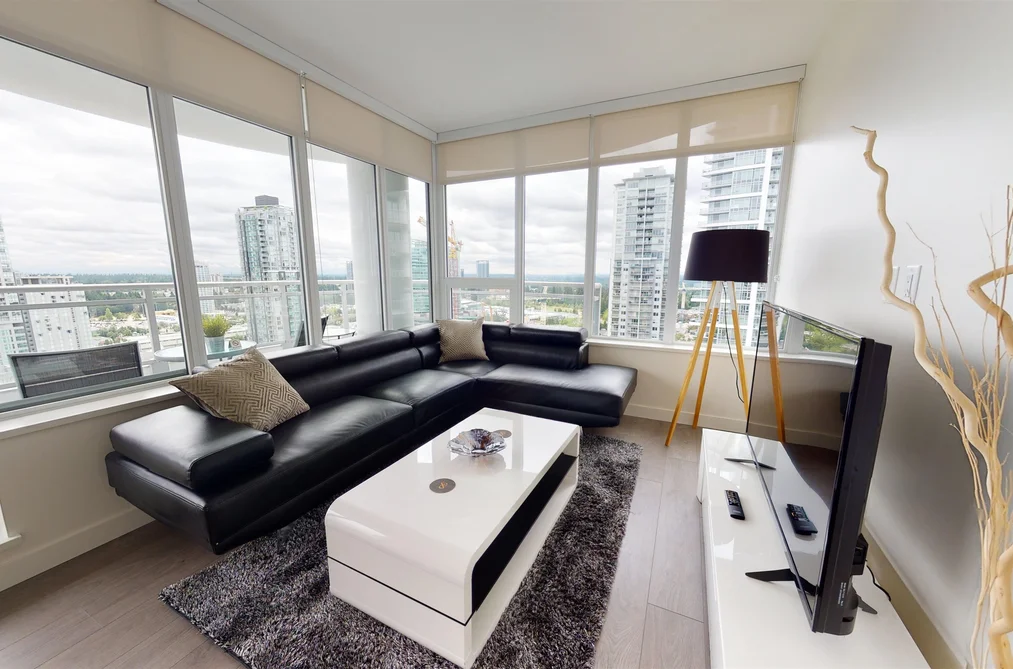 Condo for sale at 2405 13318 104th Avenue Surrey British Columbia - MLS: R2952357