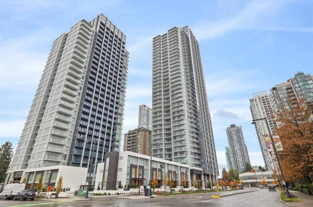 Condo for sale at 2406 10448 University Drive Surrey British Columbia - MLS: R3128385