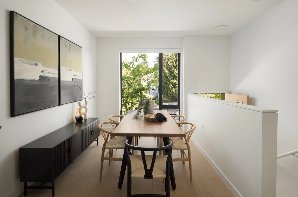 2408 E 12TH AVENUE, Vancouver BC V5N 0E3, Vancouver BC — Residential for Sale - Photo 2