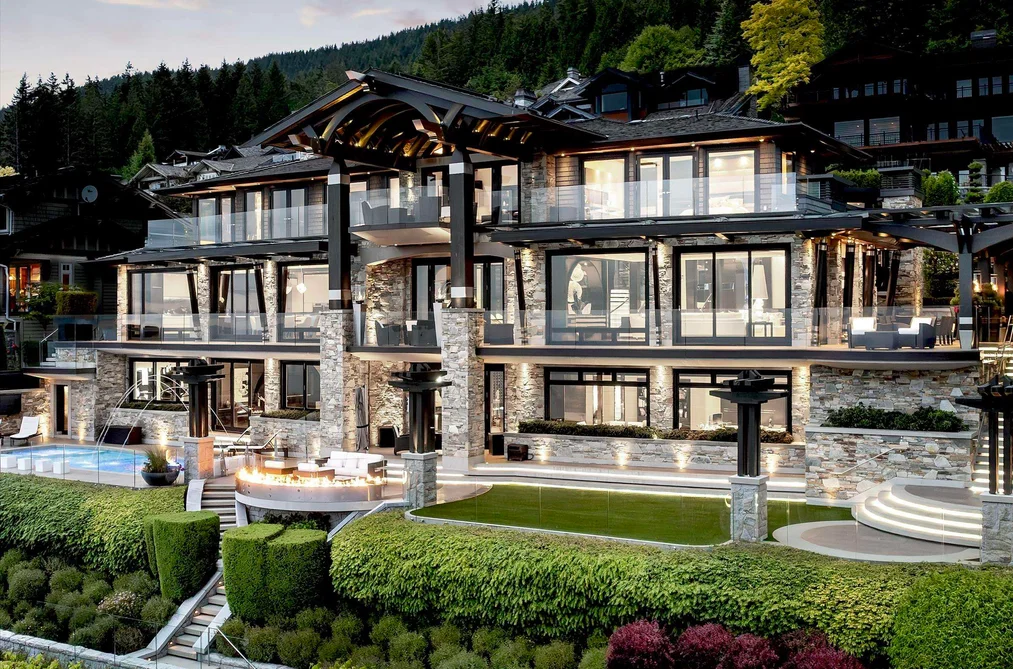 House for sale at 2408 Halston Court West Vancouver British Columbia - MLS: R3136700