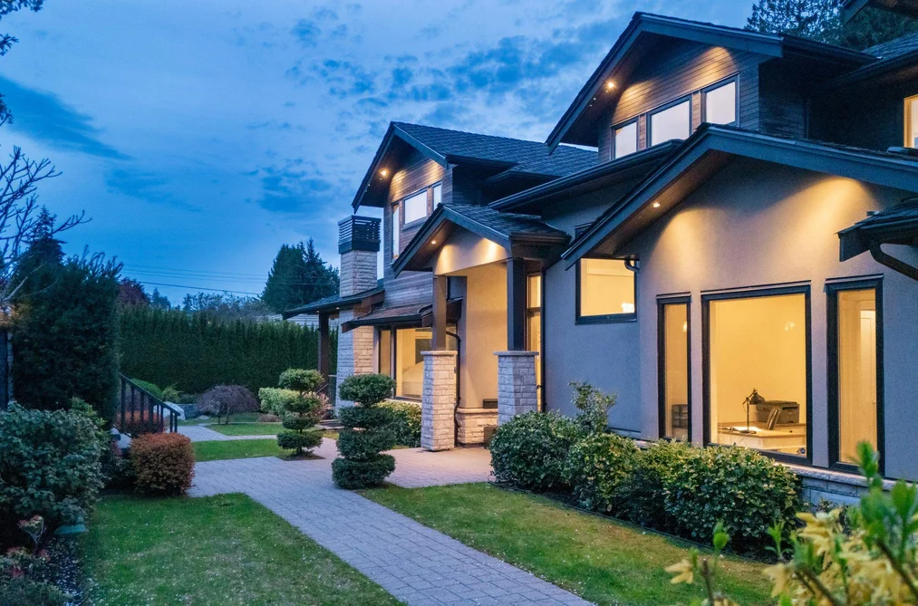 2408 Mathers Ave, West Vancouver, BC - MLS: R3174314