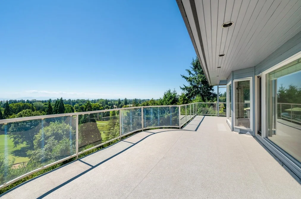 House for sale at 2408 SW Marine Drive Vancouver British Columbia - MLS: R3131441