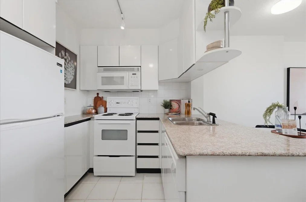 2409 1189 HOWE STREET, Vancouver BC V6Z 2X4, Vancouver BC — Residential for Sale - Photo 6